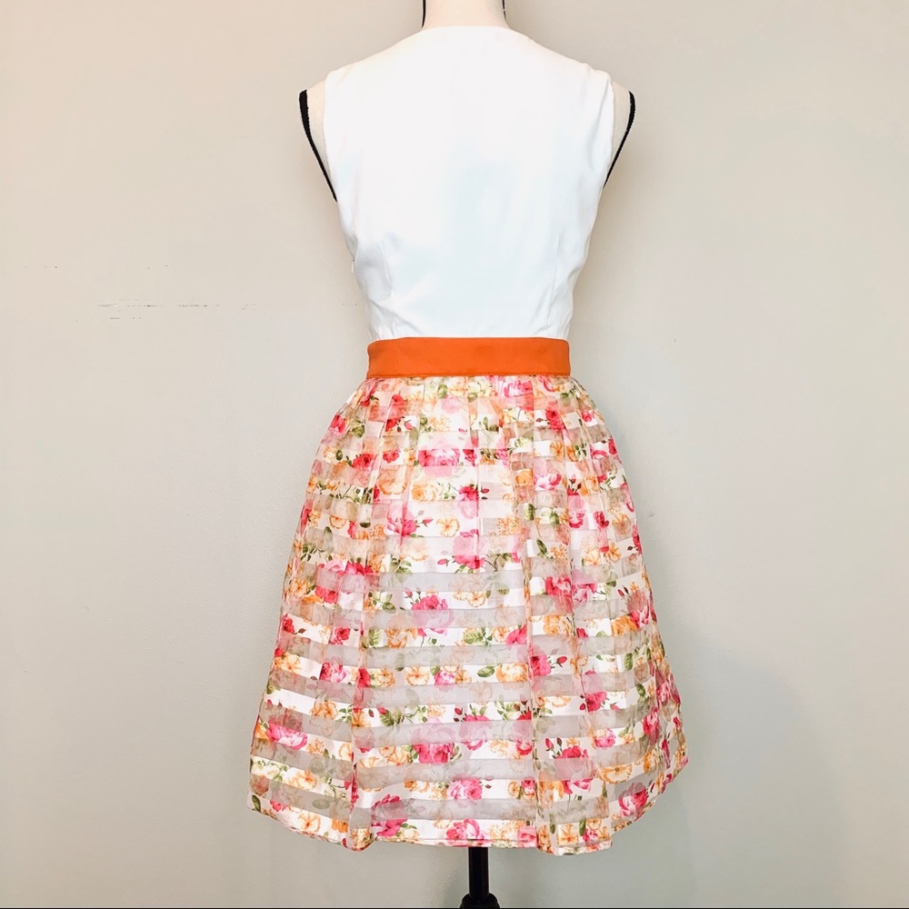 NWT C Luce White Dress W/Pink Floral Stripes - Picture 3 of 8